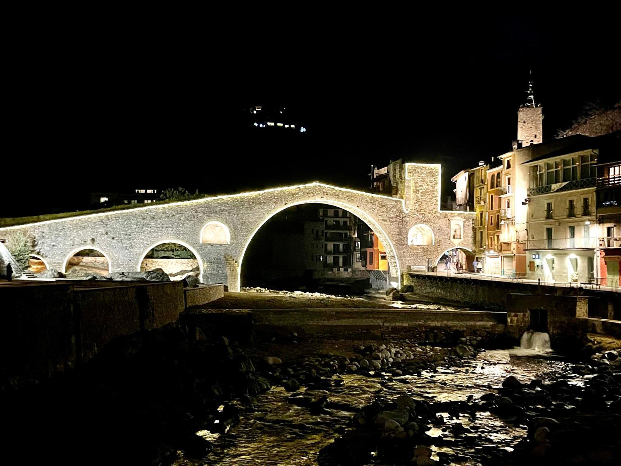 Apartamento Colgante Al Rio Con Vistas Al Puente Camprodon Exteriér fotografie