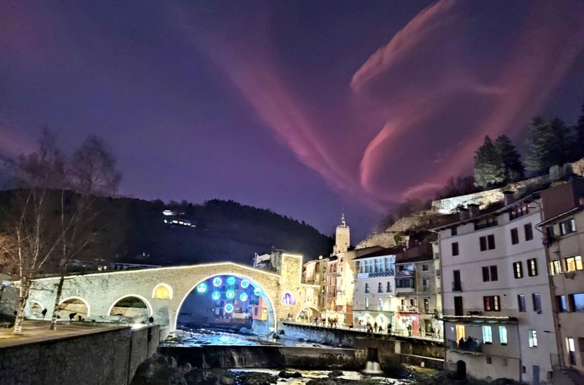 Apartamento Colgante Al Rio Con Vistas Al Puente Camprodon Exteriér fotografie